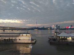-武昌江滩