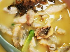 小胃口黄鱼面-明呈黄鱼面馆(斜土路店)
