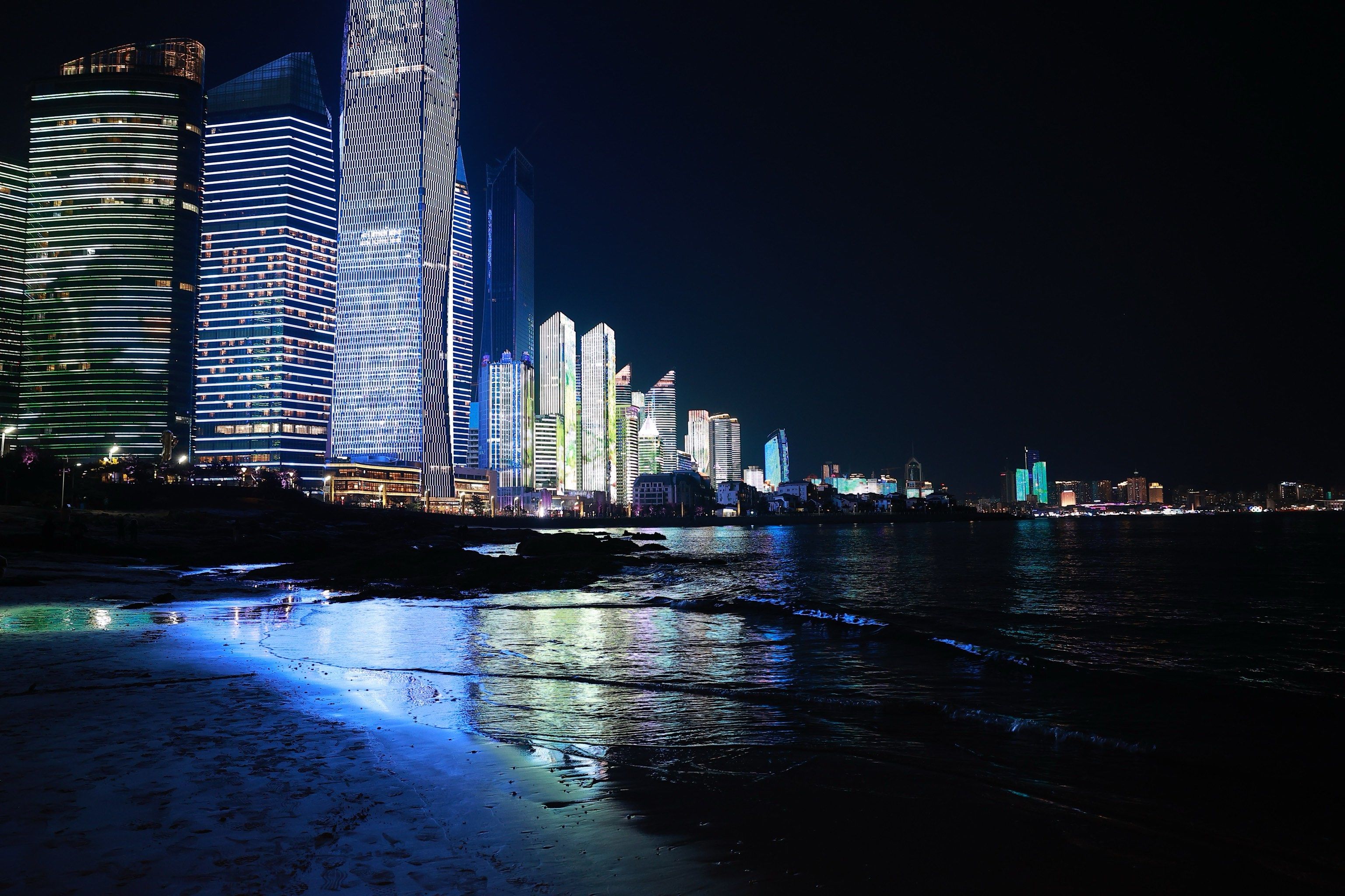 0元玩转这座城#海边夜景 #海水浴场