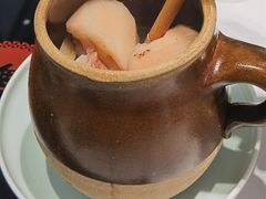 -黄记煌三汁焖锅(新佳丽江汉路店)