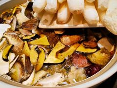 -野菌园·野生菌火锅首创第一家(关兴路总店)