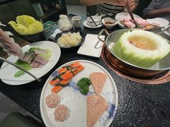 -得意咚瓜·顺德鱼生·冬瓜火锅(深圳首店)