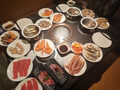 -钱小奴海鲜自助黑金店(杭州滨江龙湖店)