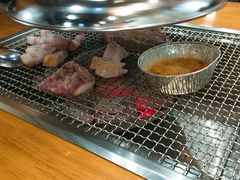 -肉甲韩国木炭烤肉(新壹街1店)