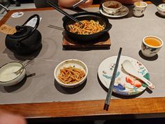 -得意啫·广东啫啫煲(前海HOP店)