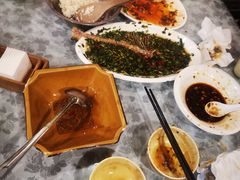 -华光驿站私房菜·黑金冠