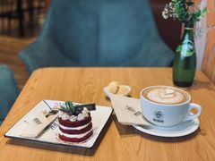 -ZING COFFEE 镜咖啡