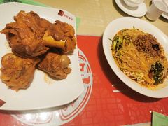 -吴记酱骨炖菜馆(西大直街店)