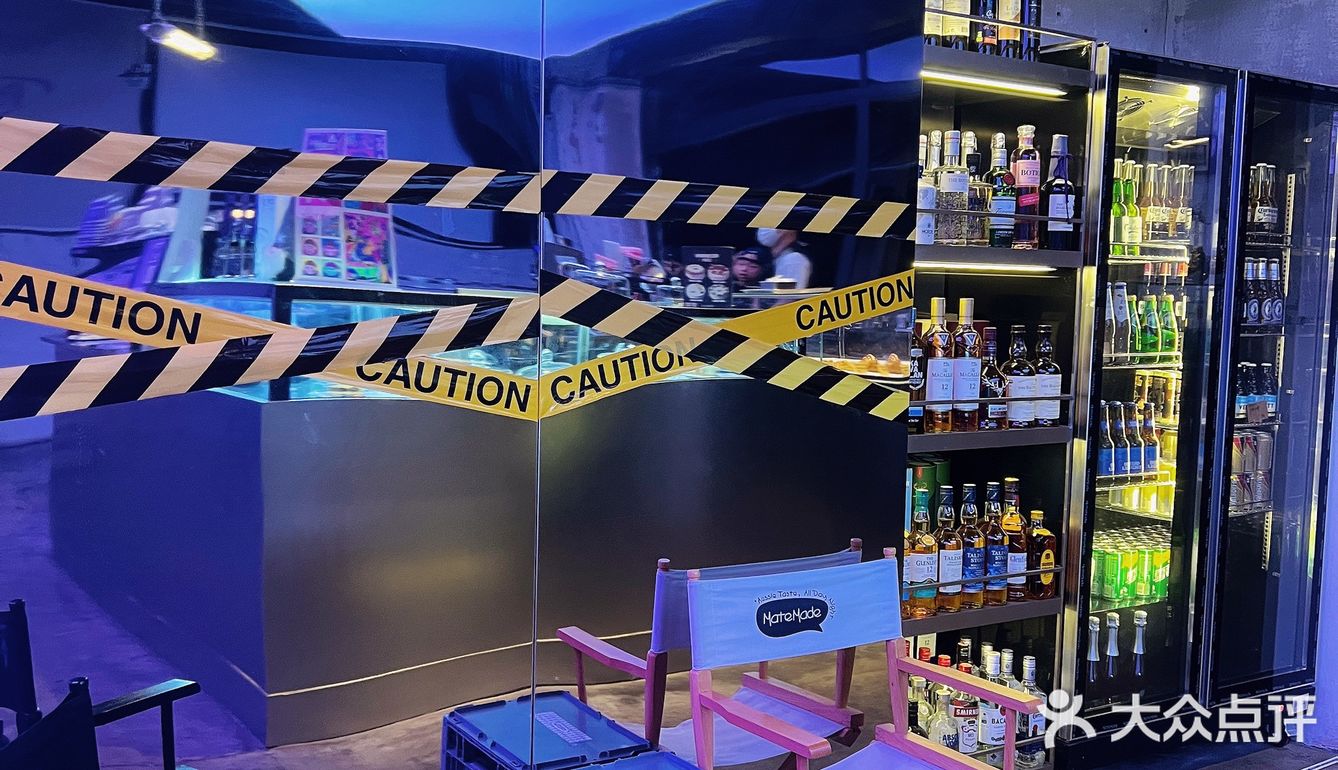 集齐下午茶和小酒馆于一身的咖啡店☕