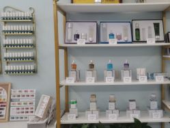 -姬颜氏美丽汇皮肤管理