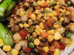 -煲仔皇腊味煲仔饭(经四万达店)