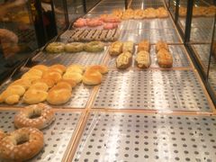 面包甜点陈列柜-LELECHA乐乐茶(上海五角场万达广场店)