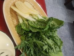 -菌之家·专业纯野生菌火锅·特色炒菌
