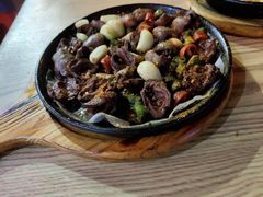 -老东镇啤酒屋海鲜加工·蒸汽海鲜·海鲜烧烤(台东店)