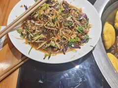 -东北农家院·铁锅炖(莘庄店)