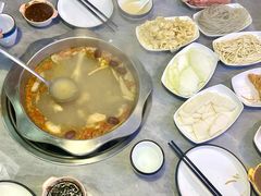 -光头药膳鸡(莱茵小镇店)