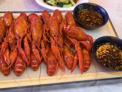 -肥肥虾庄·金牌油焖大虾(首义路店)