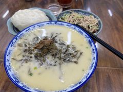 -雪琴面馆富安特色鱼汤面(城中花园店)