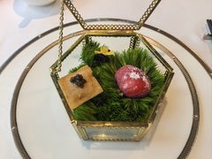 脆裹鹅肝鱼籽酱拼柿柿如意-云庐小雅(南京西路店)