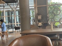 -LIN COFFEE CO(龙珠达店)