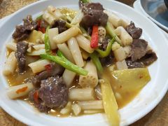 藕尖炒牛肉-茂丰梁化客家菜馆(东湖花园二号小区店)