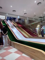 -奈尔宝·儿童乐园·亲子餐厅(前滩店)