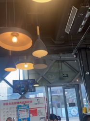 -零重力蹦床空间·滑梯·海洋球·团建(奥特莱斯店)