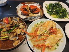 -鑫悦楼煎蟹·16年海鲜大排档