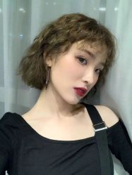 -时尚殿堂明星门店