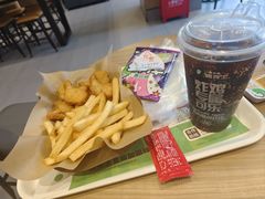 -德克士精巧店(大宁百联精巧PL店)