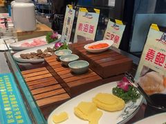 -遇上西雅图多融合海鲜自助餐厅(中房金谊广场店)