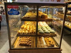 面包甜点陈列柜-面包新语(无锡M会员店)