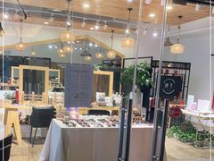 -肆兮眼镜·蔡司·徕卡战略合作店(大坪店)