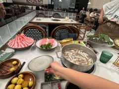 -喃喃椰·糟粕醋·椰子鸡火锅(七堡花园店)