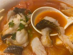 -渝是乎酸菜鱼·川渝小炒(新世界百货望京店)