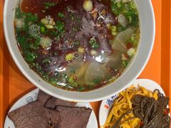 -德元兰州纯汤牛肉面(龙阳路店)