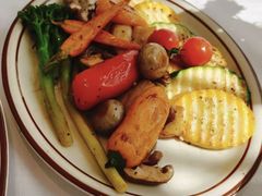 -马克西姆俄罗斯餐厅(通亚街店)