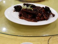 -松江商业广场-停车场