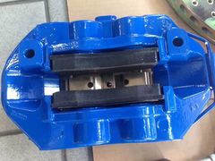 原厂改装刹车盘-宝捷星宝马·奔驰·保时捷专修·特斯拉钣喷中心(宝安店)