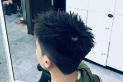 -藤野造型烫发染发