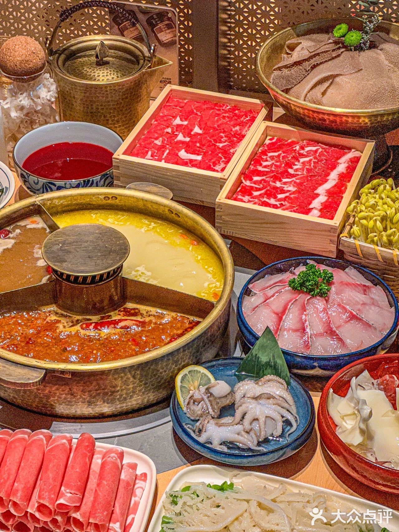 🍲好吃不打烊，💰排队也值得