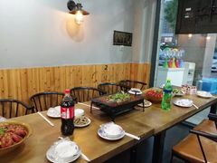 -老谭虾王蟹皇·龙虾·烧烤(蝴蝶湾店)