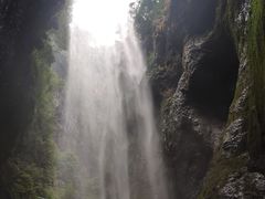-龙水峡地缝景区