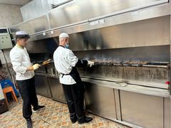 -贯贯吉·清真餐厅(浙江中路店)