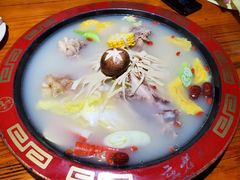香香猪骨头锅-庄老幺火锅(娄山关路店)