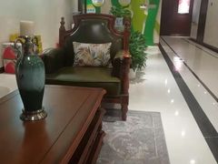 -亚马逊环球美食百汇(新城吾悦广场店)