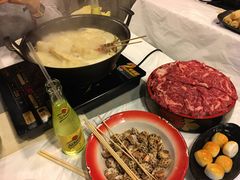 -鲜入围煮花胶鸡海鲜火锅