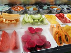 -八一路好吃街(雨田商务大厦店)