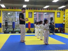 -哈喽实战跆拳道·跳绳·体能(慈云寺馆)