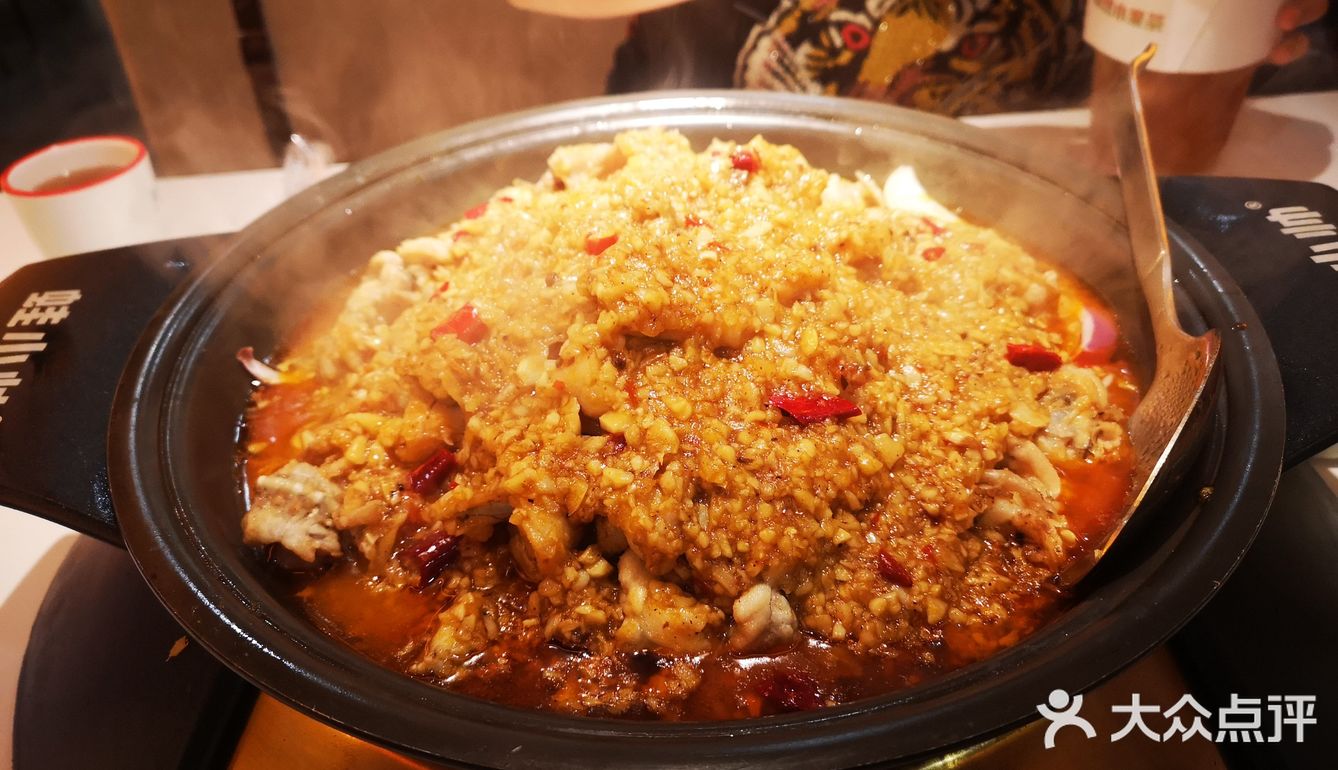 会更加湿润一点，感觉前两款更加脆香一点